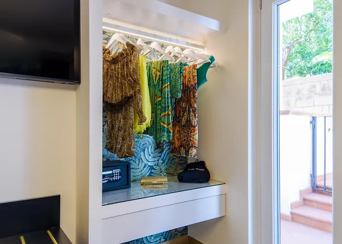 Pensionat Nicholhouse - Breakfast Included