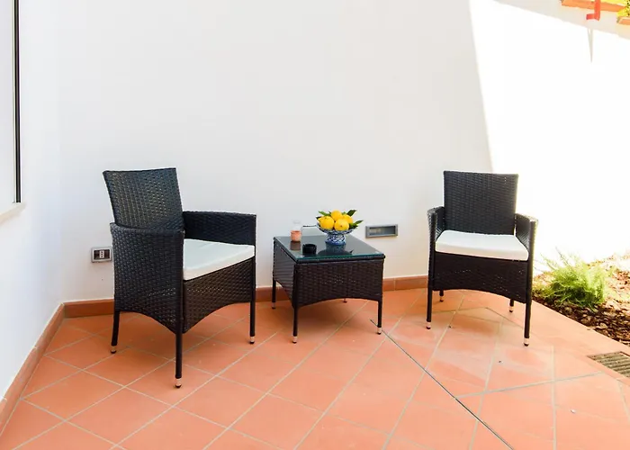 Pensionat Nicholhouse - Breakfast Included