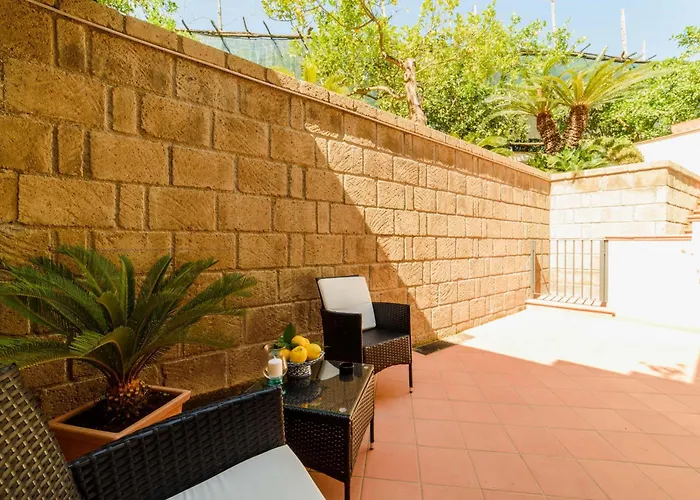 Nicholhouse - Breakfast Included