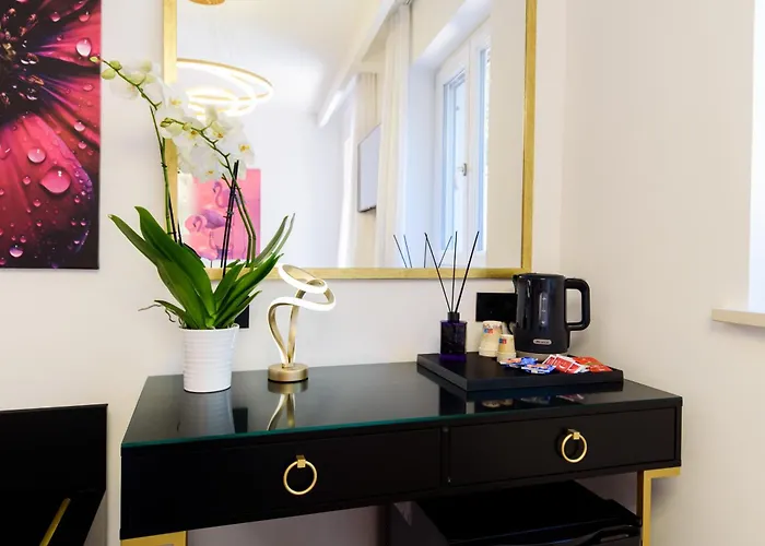 Pensionat Nicholhouse - Breakfast Included